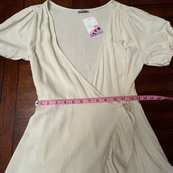 NWT Dainty Hooligan Boho Let It Play Out Cream Wrap Dress Size Small - Picture 6 of 14